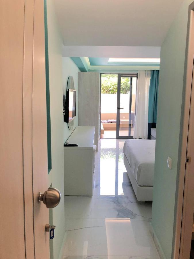 Agios Gordios Aparthotel *